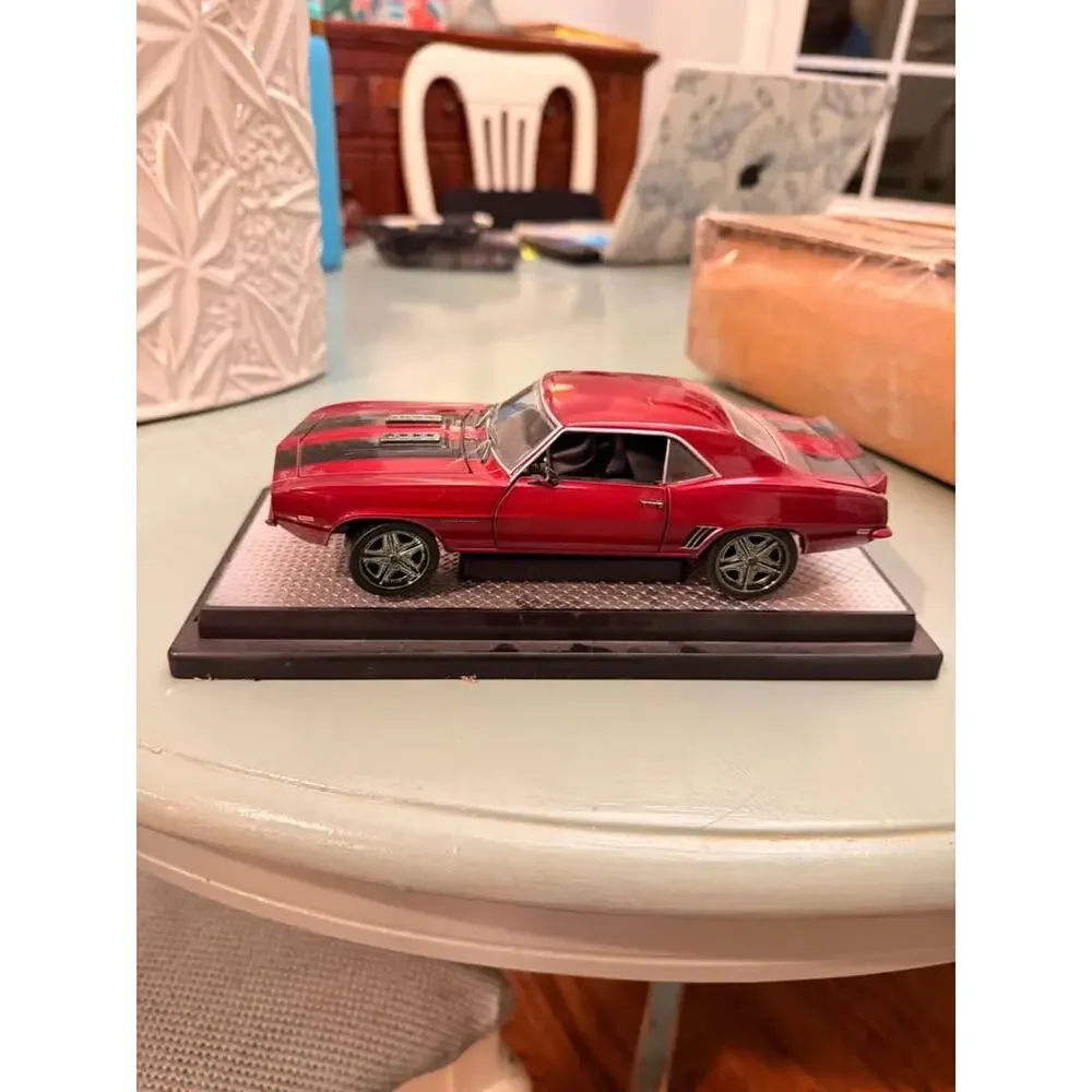chevrolet red diecast